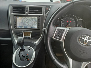 TOYOTA RACTIS 2010