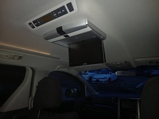 TOYOTA VELLFIRE 2012