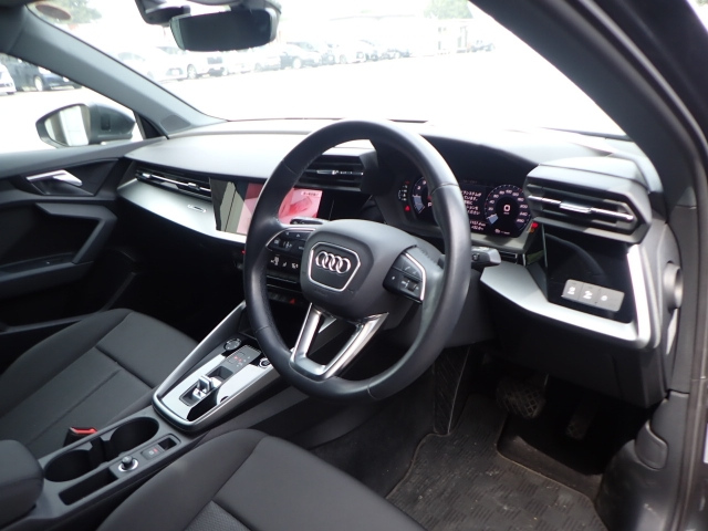 AUDI A3 2021
