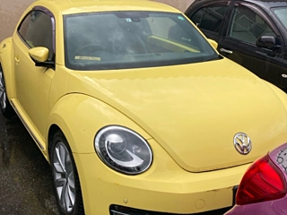 VOLKSWAGEN THE BEETLE 2013