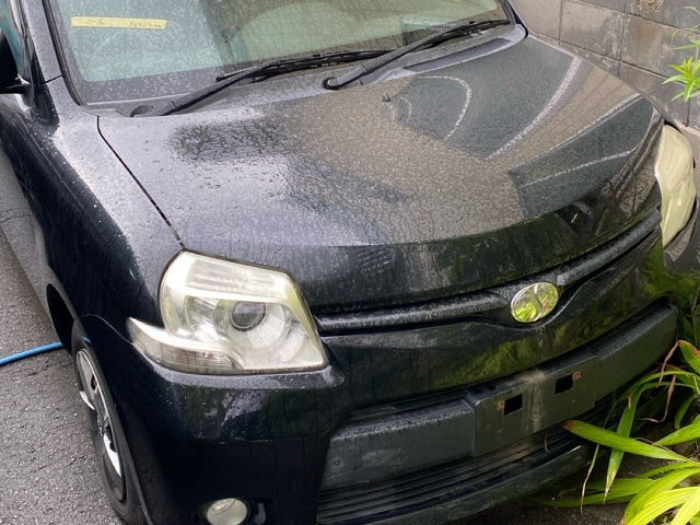 TOYOTA SIENTA 2015