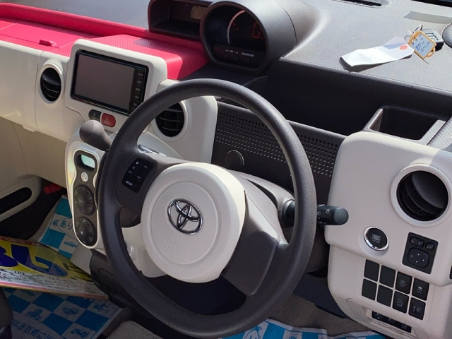 TOYOTA PORTE 2017