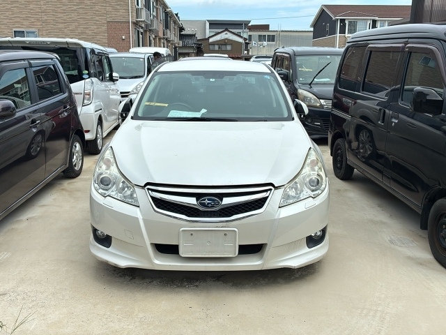SUBARU LEGACY B4 2011