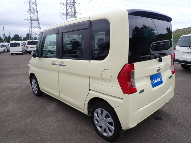 DAIHATSU TANTO 2014