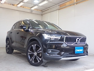 VOLVO XC40 2019