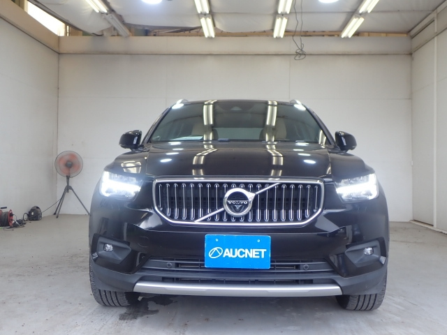VOLVO XC40 2019