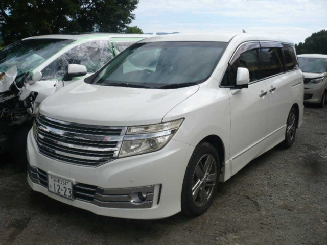 NISSAN ELGRAND 2011