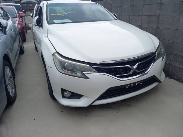 TOYOTA MARK X 2012
