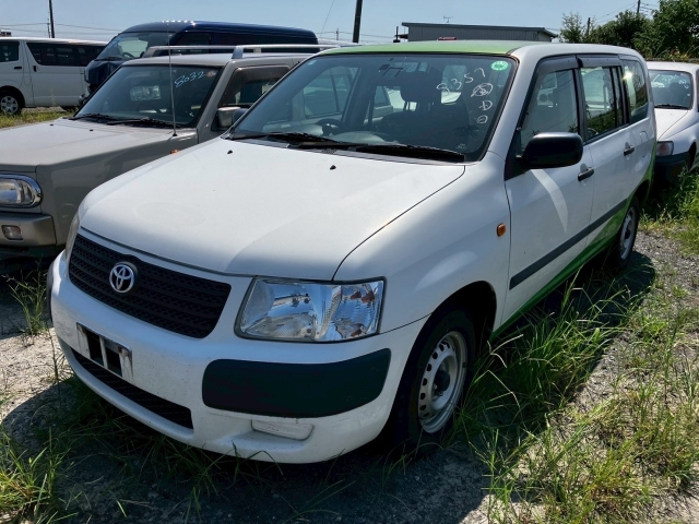 TOYOTA SUCCEED 2014