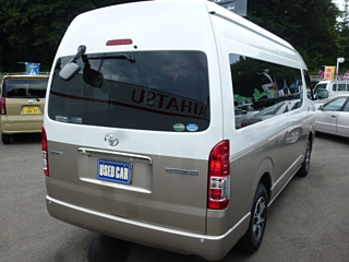 TOYOTA HIACE 2016