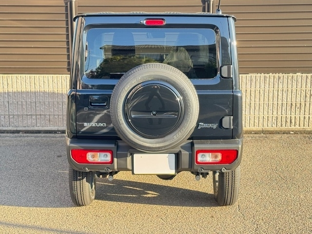 SUZUKI JIMNY 2025