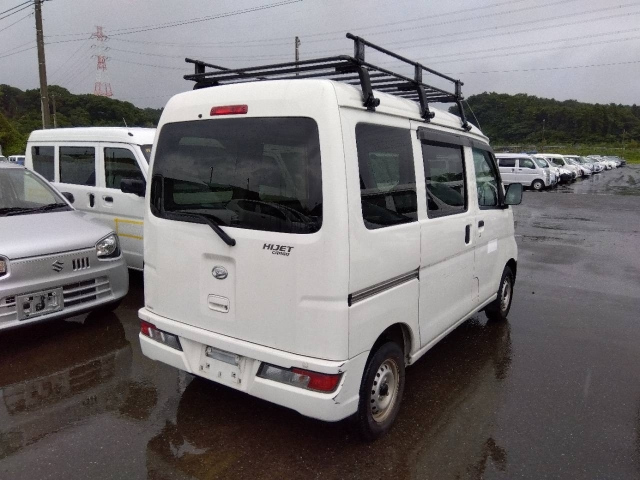 DAIHATSU HIJET VAN 2020