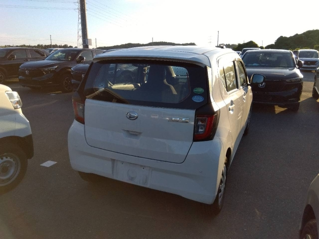 DAIHATSU MIRA E S 2020