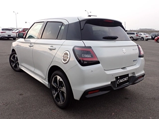 SUZUKI SWIFT 2023