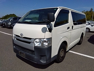 TOYOTA HIACE VAN 2017