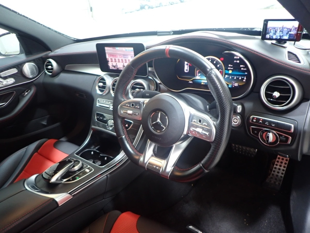 MERCEDES BENZ AMG 2019