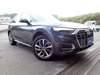 AUDI Q5 2022