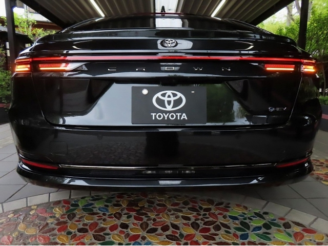 TOYOTA CROWN 2023