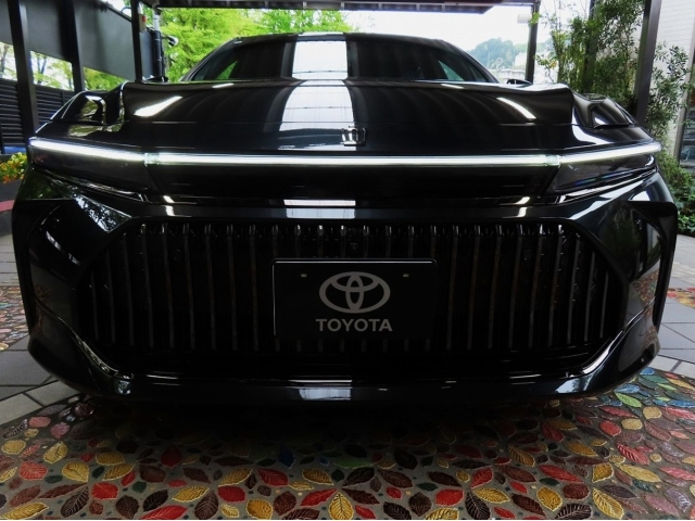 TOYOTA CROWN 2023