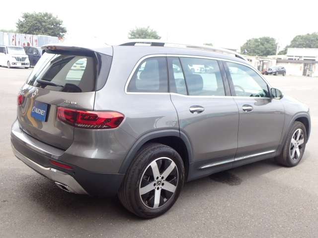 MERCEDES BENZ GLB 2022