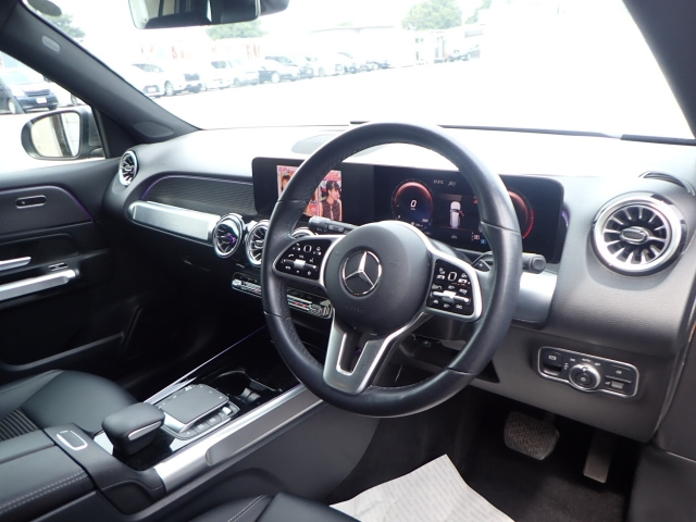 MERCEDES BENZ GLB 2022