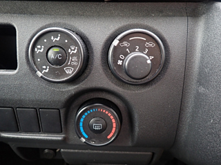 TOYOTA HIACE VAN 2014