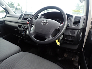 TOYOTA HIACE VAN 2014