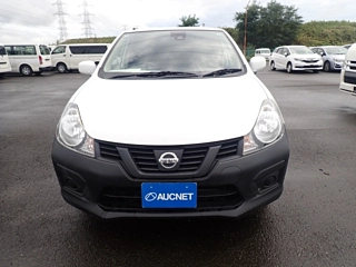 NISSAN AD 2020