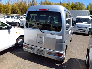 DAIHATSU HIJET VAN 2019