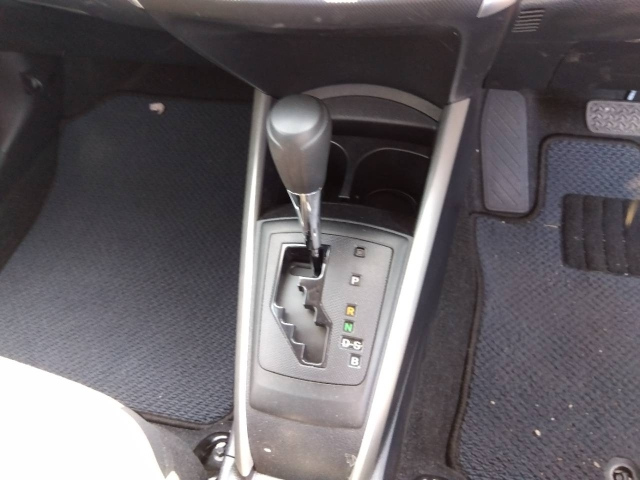 TOYOTA COROLLA FIELDER 2020