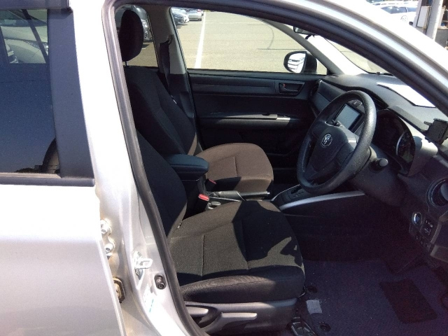 TOYOTA COROLLA FIELDER 2020