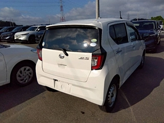 DAIHATSU MIRA E S 2020