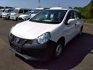 NISSAN AD 2020