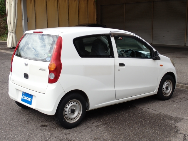 DAIHATSU MIRA 2015