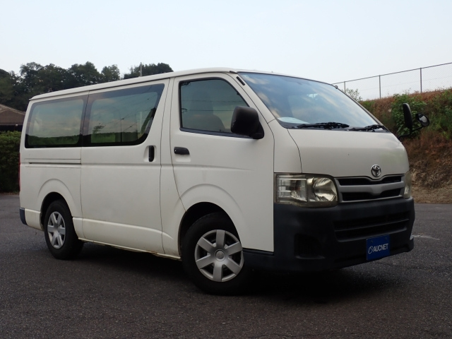 TOYOTA REGIUS ACE VAN 2013