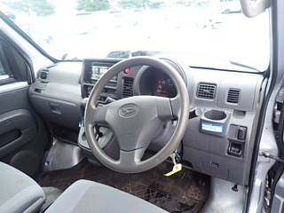 DAIHATSU HIJET VAN 2017