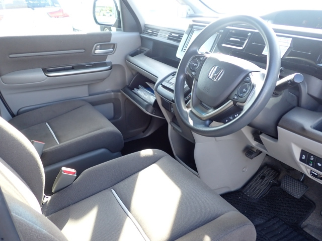 HONDA STEP WAGON 2021