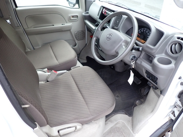 NISSAN CLIPPER VAN 2019