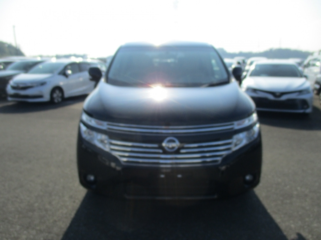 NISSAN ELGRAND 2018