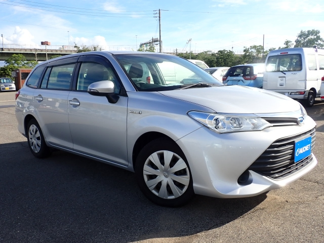 TOYOTA COROLLA FIELDER 2016