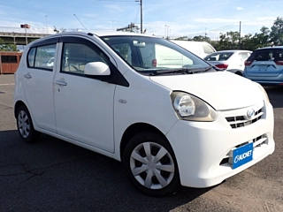 DAIHATSU MIRA E S 2012
