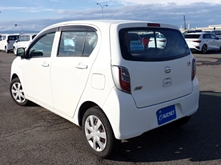 DAIHATSU MIRA E S 2012