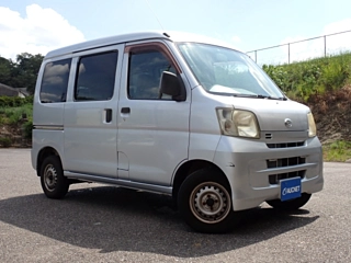 DAIHATSU HIJET VAN 2011