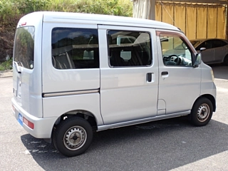 DAIHATSU HIJET VAN 2011