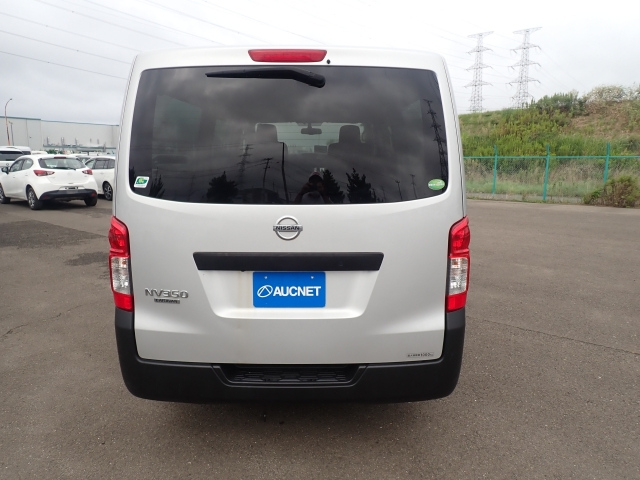 NISSAN CARAVAN VAN 2019