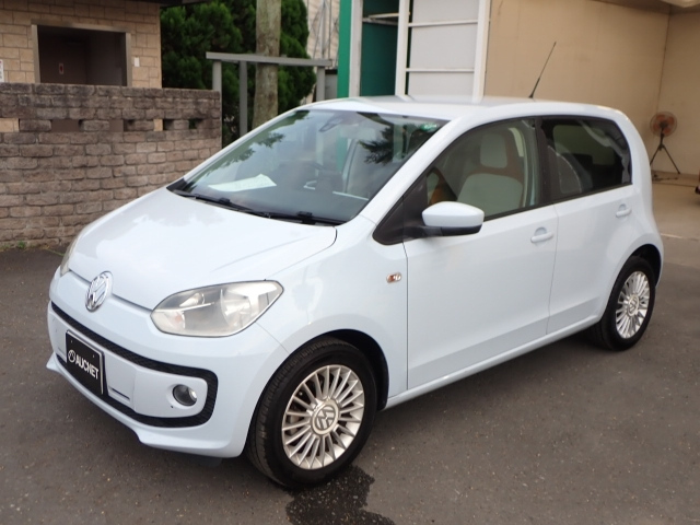 VOLKSWAGEN UP 2013