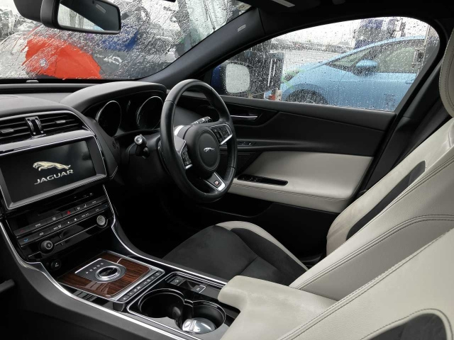 JAGUAR XE 2016