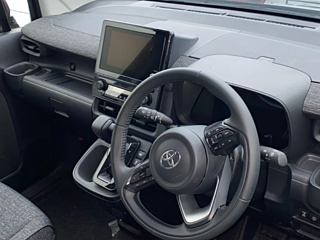 TOYOTA SIENTA 2022