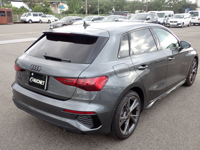 AUDI A3 2024