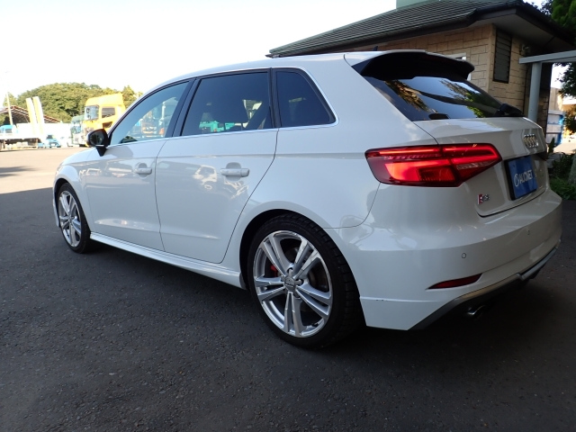 AUDI S3 2019